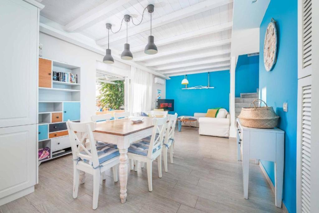 Seabreeze Villa - With Jacuzzi & Heated Pool Mastihari Exterior photo