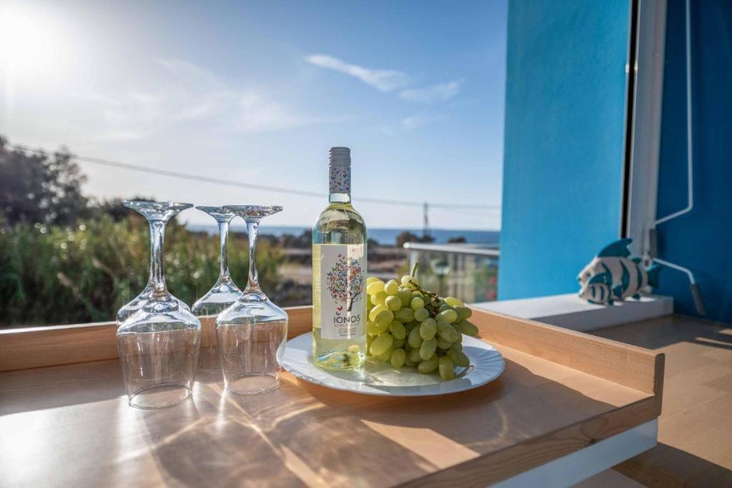 Seabreeze Villa - With Jacuzzi & Heated Pool Mastihari Exterior photo
