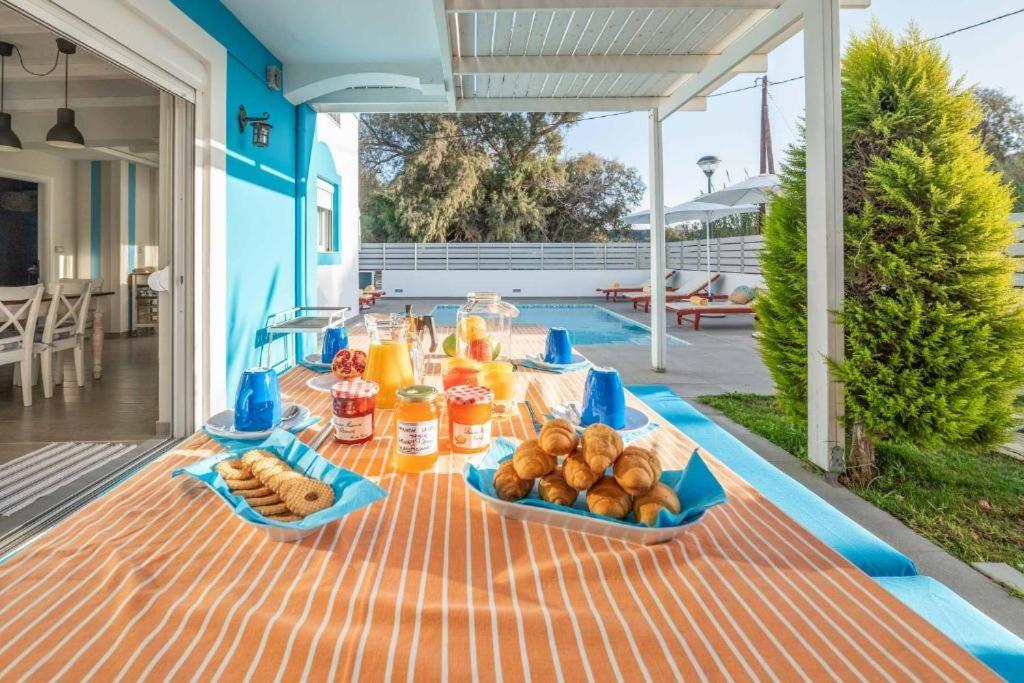 Seabreeze Villa - With Jacuzzi & Heated Pool Mastihari Exterior photo