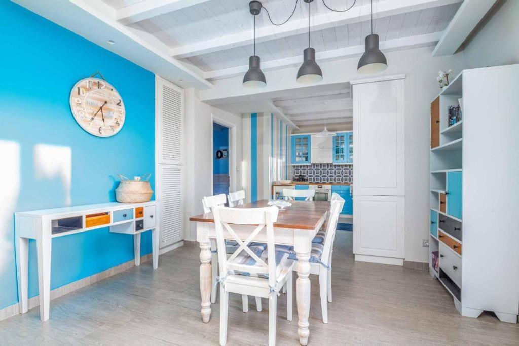 Seabreeze Villa - With Jacuzzi & Heated Pool Mastihari Exterior photo